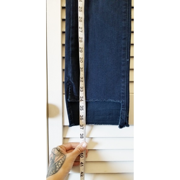 DKNY Step Hem Crop Jeans - Picture 4 of 5